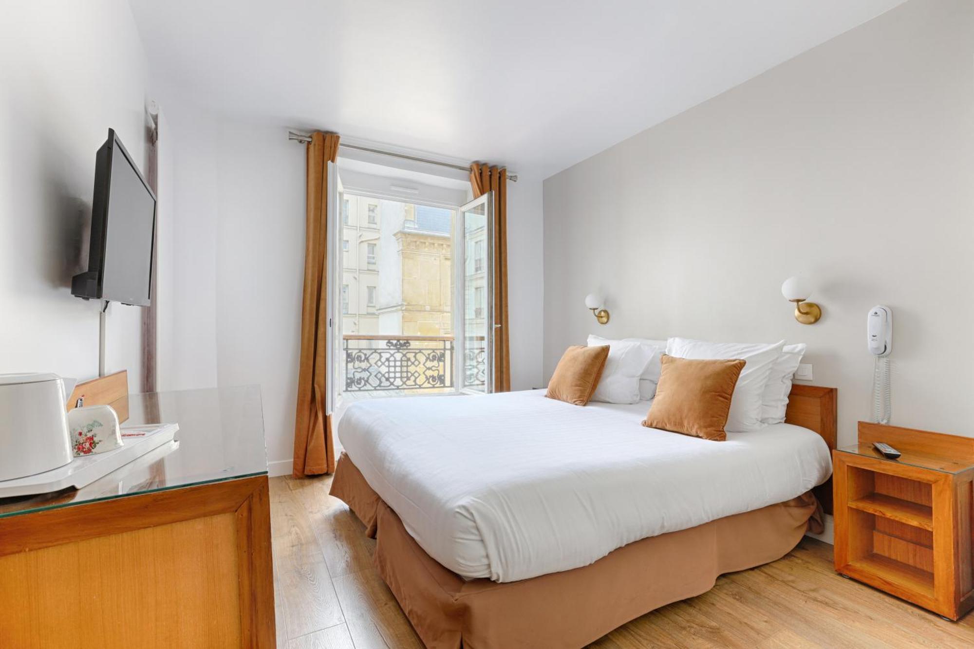 Hotel Du Leman Париж Екстериор снимка
