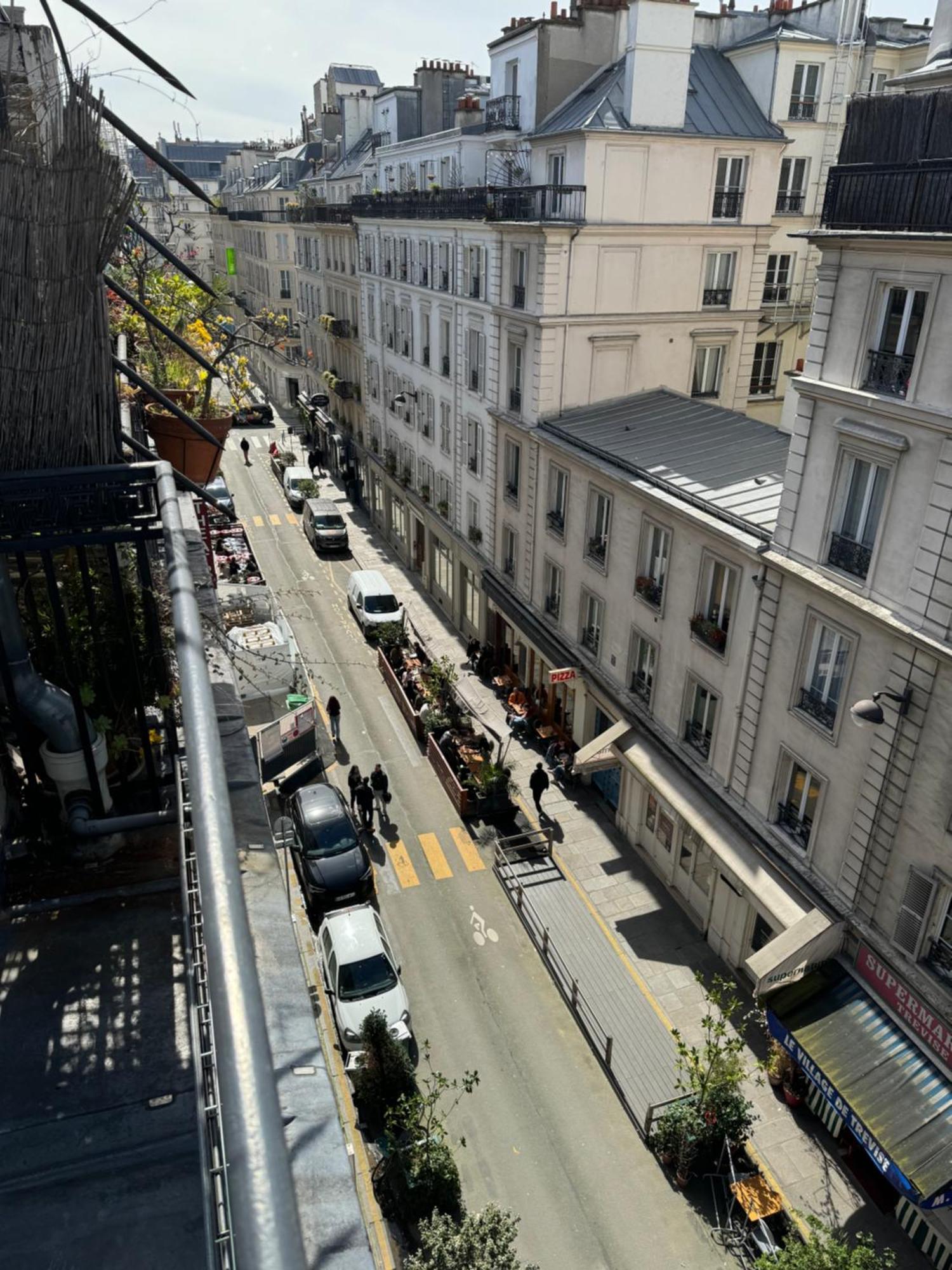 Hotel Du Leman Париж Екстериор снимка