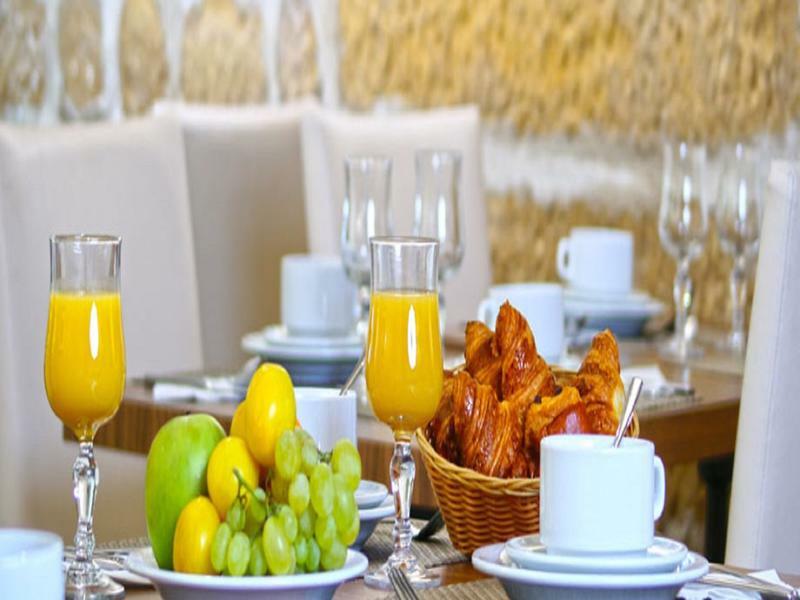 Hotel Du Leman Париж Екстериор снимка